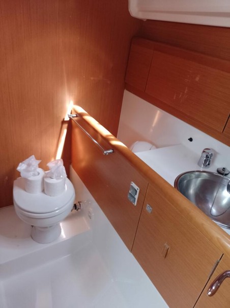 Jeanneau Sun Odyssey 33i - 2 cab. min elli