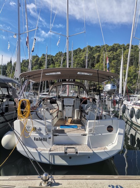 Jeanneau Sun Odyssey 379 talelli