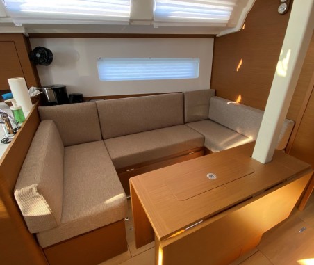 Jeanneau Sun Odyssey 380 - 3 cab. 4 elli