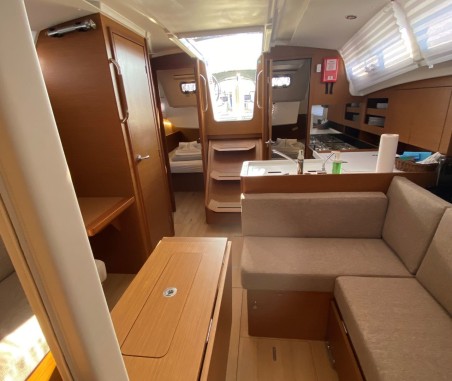 Jeanneau Sun Odyssey 380 - 3 cab. 4 elli