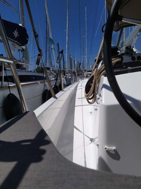 Jeanneau Sun Odyssey 380 - 3 cab. Bright Elli