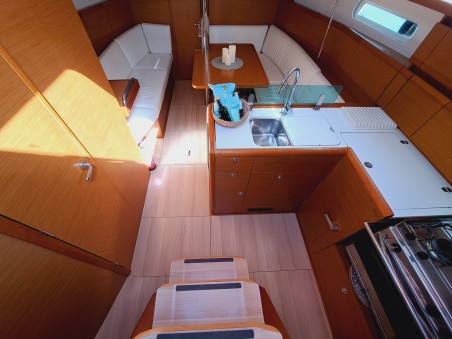Jeanneau Sun Odyssey 389 Emilina