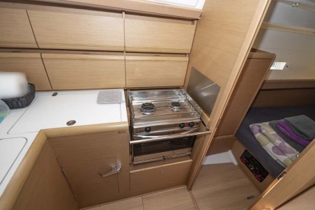 Jeanneau Sun Odyssey 389 Marie