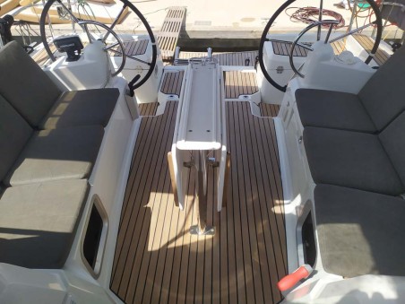 Jeanneau Sun Odyssey 389 živjelli