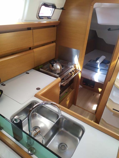 Jeanneau Sun Odyssey 389 živjelli