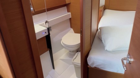 Sun Odyssey 410 | Czarter jachtu Hiszpania | Travelboat