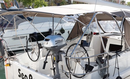 Sun Odyssey 410 | Czarter jachtu Hiszpania | Travelboat