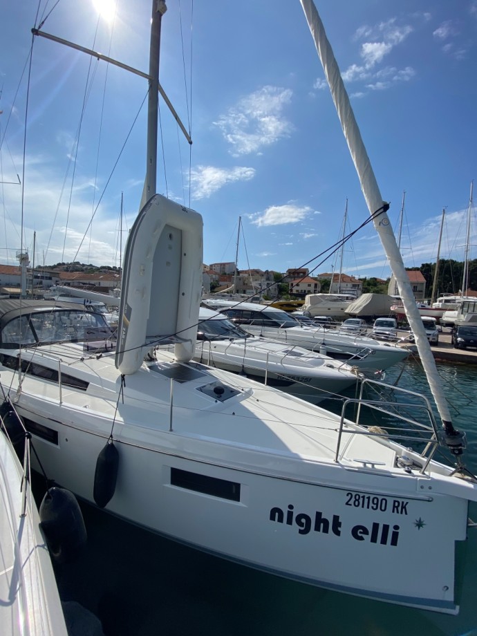 Jeanneau Sun Odyssey 410 - 3 cab. night elli