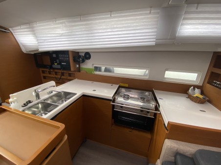 Jeanneau Sun Odyssey 410 - 3 cab. night elli