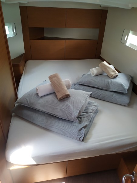 Jeanneau Sun Odyssey 410 - 3 cab. night elli