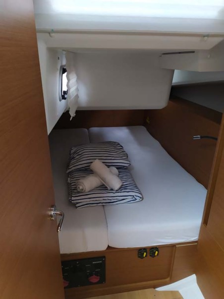 Jeanneau Sun Odyssey 440 - 4 cab. Uccelli