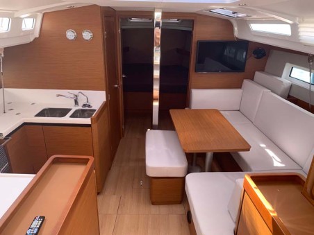 Jeanneau Sun Odyssey 440 - 4 cab. UwElli