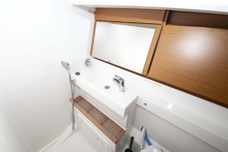 Jeanneau Sun Odyssey 440 - 4 cab. UwElli