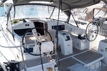 Jeanneau Sun Odyssey 440 - 4 cab. free elli