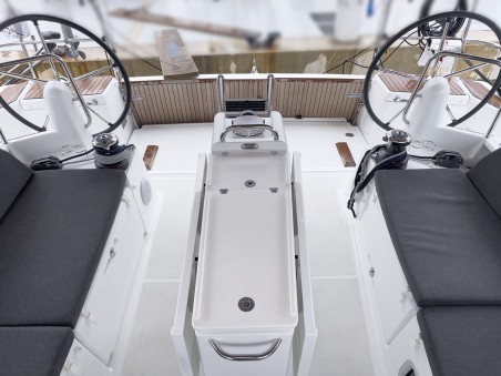 Jeanneau Sun Odyssey 440 - 4 cab. tam elli