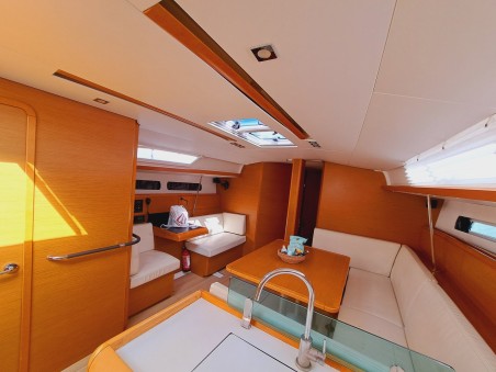 Jeanneau Sun Odyssey 449 Mientras Tanto