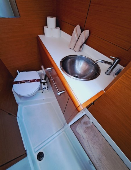 Jeanneau Sun Odyssey 449 Mientras Tanto