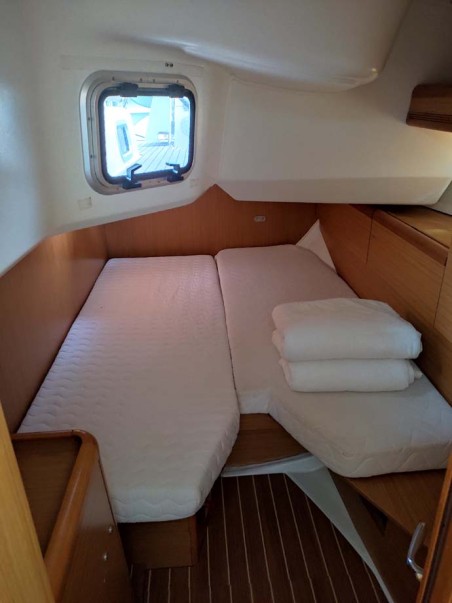 Jeanneau Sun Odyssey 44i - 3 cab. Miss Elli