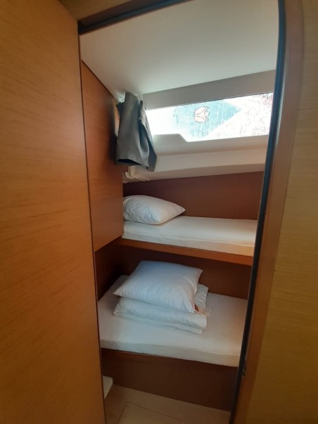 Jeanneau Sun Odyssey 490 - 5 + 1 cab. White Pearl