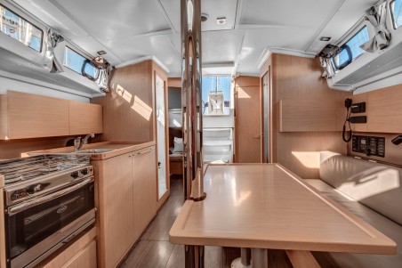 Bénéteau Oceanis 38.1 Harmonia