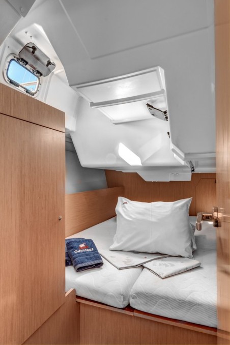 Bénéteau Oceanis 38.1 Harmonia