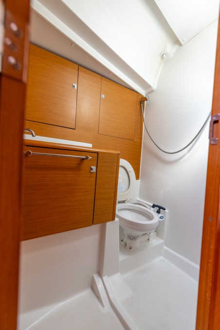 Jeanneau Sun Odyssey 449 Cherry