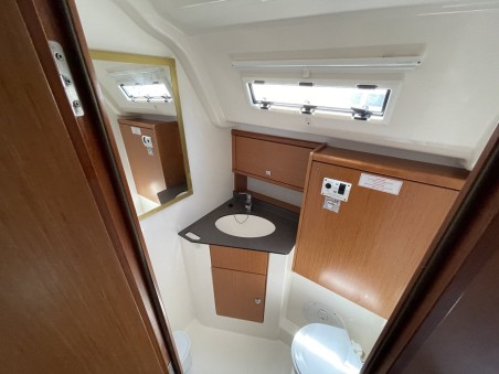 Bavaria Yachtbau Bavaria Cruiser 51 Anemone