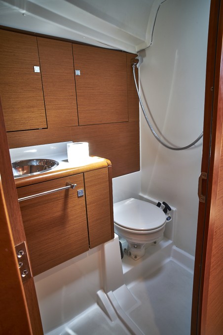 Jeanneau Sun Odyssey 449 Nina