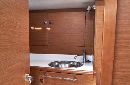 Jeanneau Sun Odyssey 449 Nina