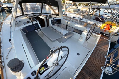 Bénéteau Oceanis 48 - 5 cab. Pherousa