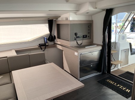 Fountaine Pajot Fountaine Pajot Elba 45 - 4 + 2 cab. Lazuli
