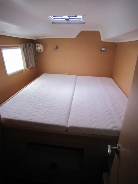 Lagoon-Bénéteau Lagoon 380 - 4 cab. ThunderCat