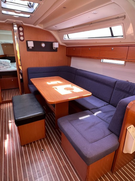 Bavaria Yachtbau Bavaria Cruiser 41 - 3 cab. Enja