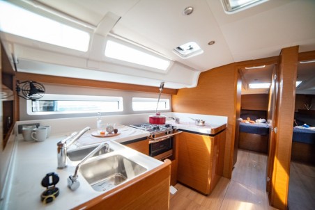 Jeanneau Sun Odyssey 490 | Czarter jachtu Grecja | Travelboat