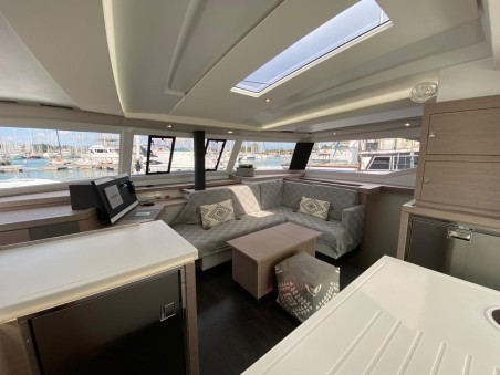 Fountaine Pajot Fountaine Pajot Astrea 42 - 4 + 2 cab. Ooga Chaka