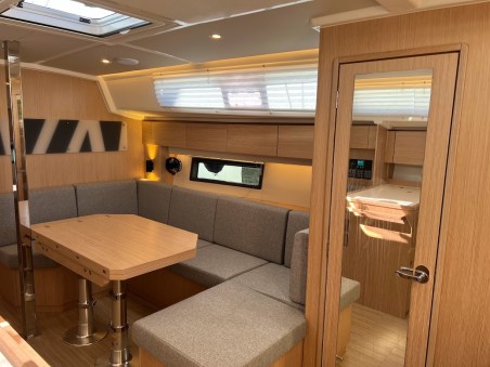 Bavaria Yachtbau Bavaria C42 Sofia