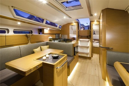 Jeanneau Sun Odyssey 409 Traveller