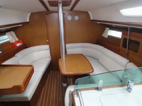 Jeanneau Sun Odyssey 36i Celeste