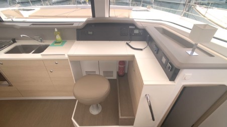 Catana Group Bali 4.1 - 4 + 1 cab. Jax