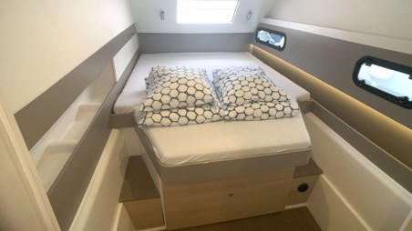 Catana Group Bali 4.1 - 4 + 1 cab. Jax