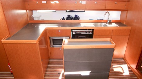 Bavaria Yachtbau Bavaria Cruiser 46 - 4 cab. Beef