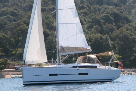 Dufour Yachts Dufour 382 GL Henry