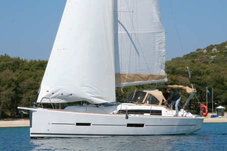Dufour Yachts Dufour 382 GL Henry