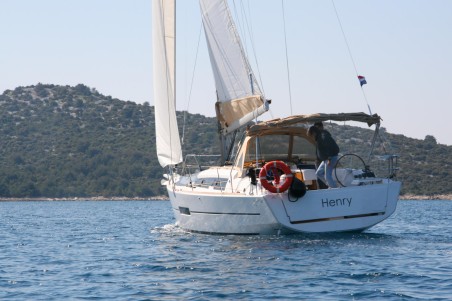 Dufour Yachts Dufour 382 GL Henry