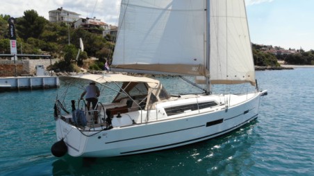 Dufour Yachts Dufour 382 GL Lotta