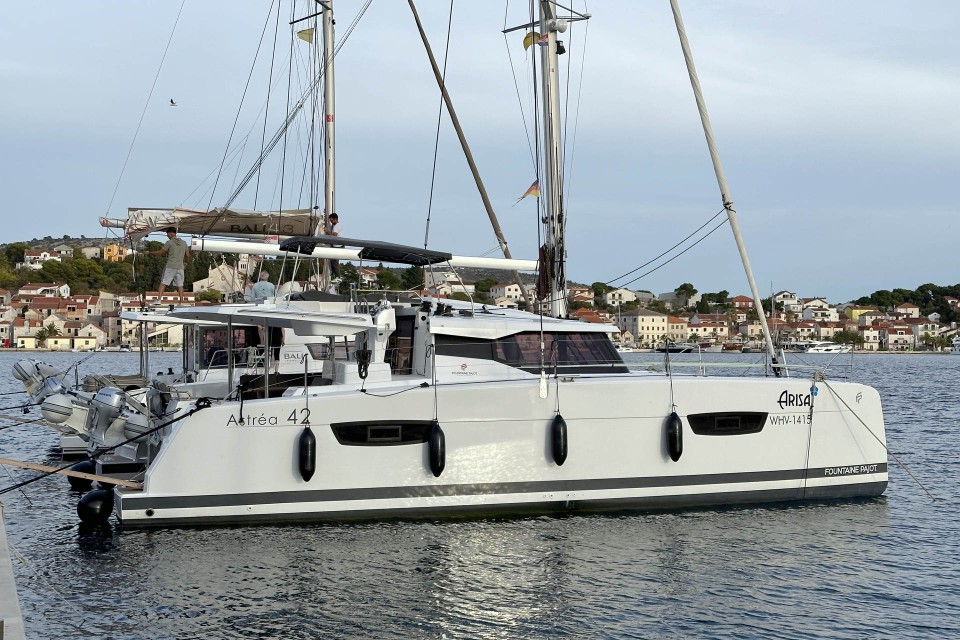 Fountaine Pajot Fountaine Pajot Astrea 42 Arisa