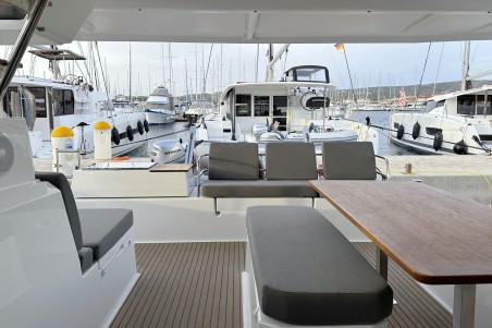 Fountaine Pajot Fountaine Pajot Astrea 42 Arisa