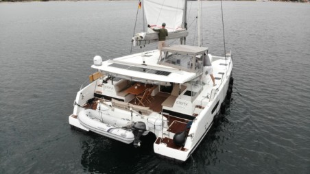 Fountaine Pajot Fountaine Pajot Lucia 40 - 3 cab. Idefix