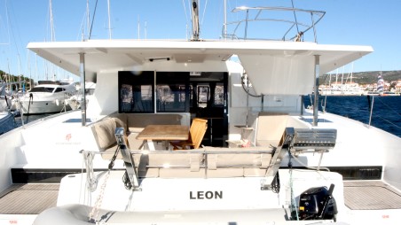Fountaine Pajot Fountaine Pajot Lucia 40 - 4 cab. Leon