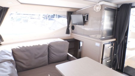Fountaine Pajot Fountaine Pajot Lucia 40 - 4 cab. Leon